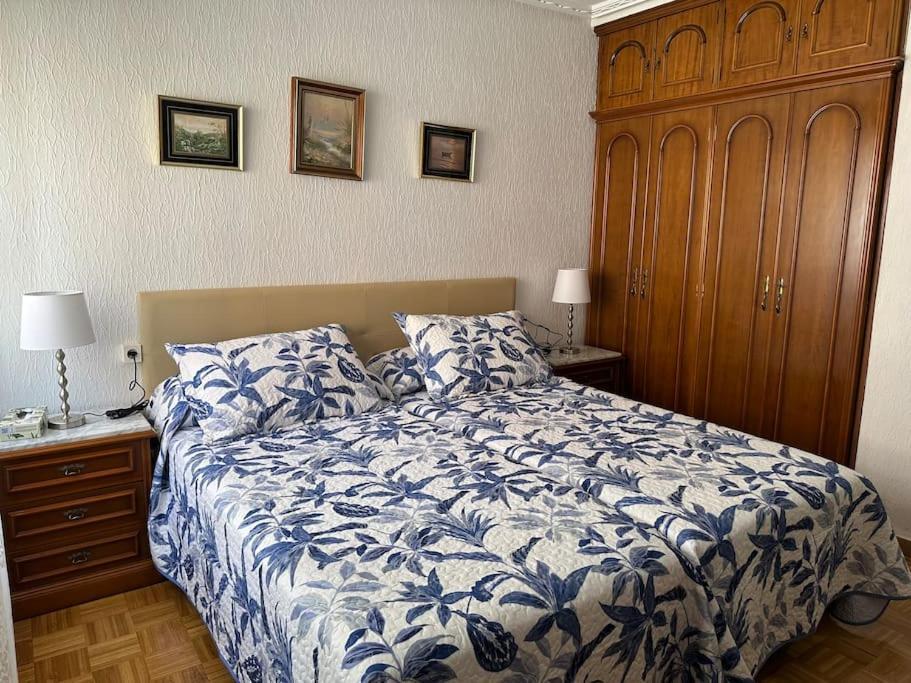 Comodo Y Centrico Apto. En Gijón Kültér fotó