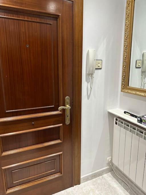 Comodo Y Centrico Apto. En Gijón Kültér fotó